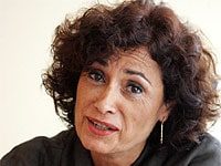Carmen Moya: «Consumir drogas es una enfermedad crónica» Carmen Moya: «Consumir drogas es una enfermedad crónica»