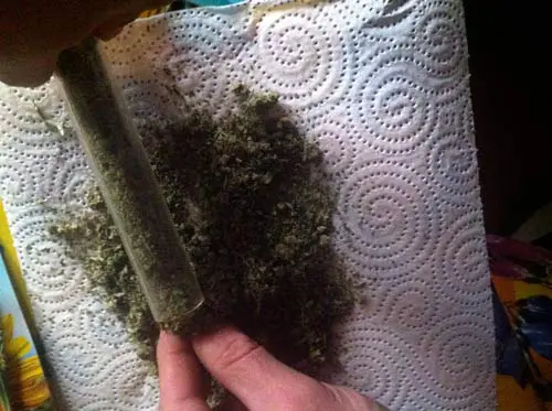 Llenando el tubo de borosilicato
