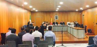 Condenados cinco policías locales de Mijas por traficar con drogas de alijos Condenados cinco policías locales de Mijas por traficar con drogas de alijos
