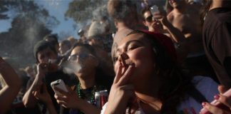 Fumar marihuana ofrece más alivio del dolor a los hombres que a las mujeres