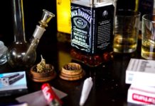 Cannabis medicinal y su impacto en el consumo de alcohol Botellas de alcohol