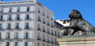 Sede de la OMC frente al congreso. Se nota la mano de las farmacéuticas detrás de esta Organización
