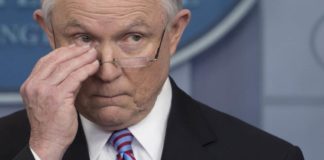 jeff Sessions - Si los americanos han votado a Trump será porque quieren que su país se vaya a la mierda