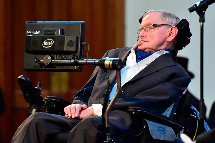 Stephen Hawking, el m&aacute;s famoso enfermo de ELA