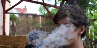 La legalización de la marihuana medicinal no hace que haya más fumadores adolescentes