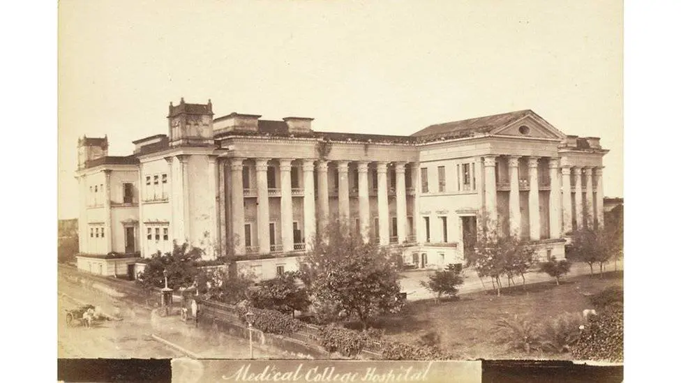 Vista general del Colegio M&eacute;dico de Calcuta en 1878. Fuente: British Library. Imagen de dominio p&uacute;blico. / BBC 