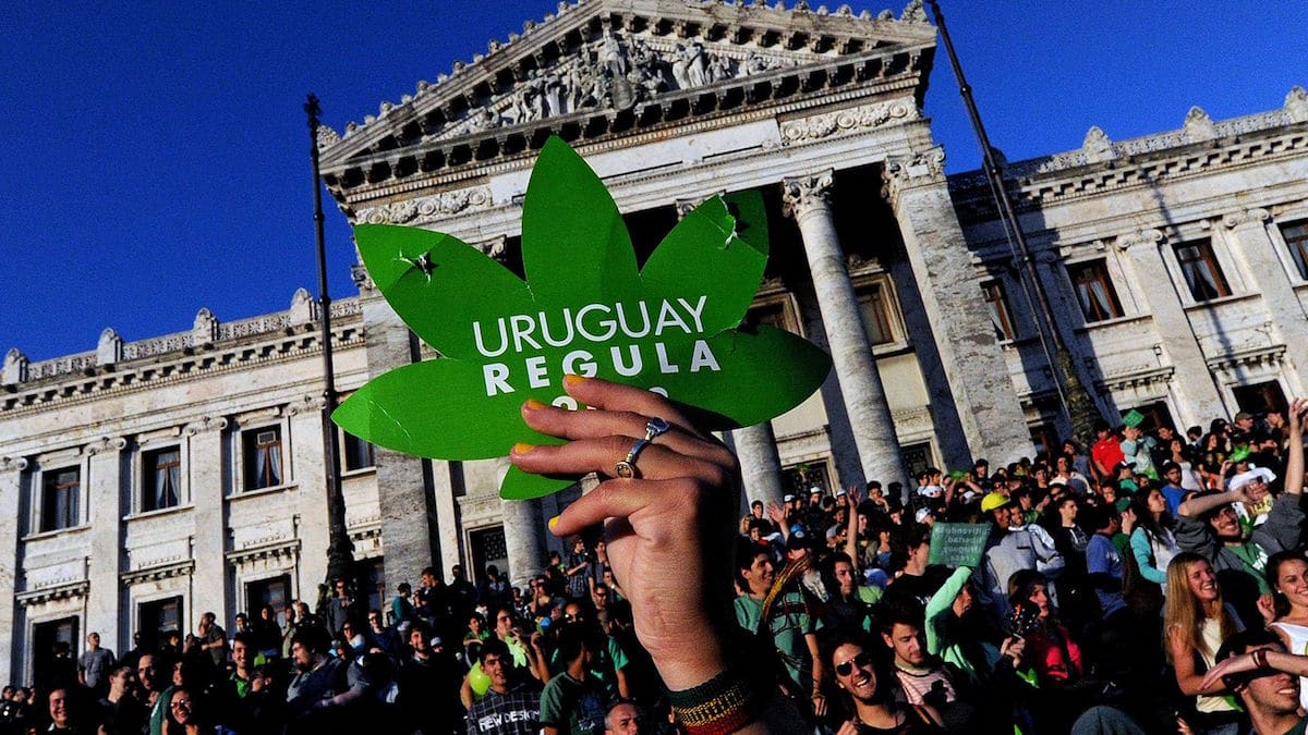 Legalización Uruguay