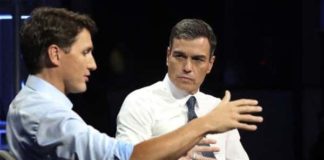 El presidente del Gobierno español, Pedro Sánchez, y el primer ministro canadiense, Justin Trudeau, durante su participación en el "Global Progressive Forum", en el hotel Ritz Carlton de Montreal, en Canadá.