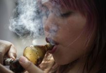 Un test de saliva detecta el consumo reciente de cannabis en cinco minutos Un test de saliva detecta el consumo reciente de cannabis en cinco minutos