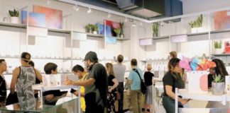 Canadá, primer país del G7 en legalizar la marihuana y segundo a nivel mundial después de Uruguay, está liderando a nivel global el boom de la industria del "cannabis", tanto para tratamiento médico como para uso recreacional.(El Universal)