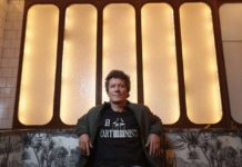 “El cannabis es un complemento seguro y eficaz si se utiliza bien” Manuel Guzmán en el Café Comercial de Madrid