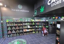La tienda del cannabis abre en el Centro de Málaga La tienda del cannabis abre en el Centro de Málaga