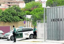 Detenido un guardia civil por ayudar a un amigo a quedarse 10 kg de marihuana en Caspe Detenido un guardia civil por ayudar a un amigo a quedarse 10 kg de marihuana en Caspe