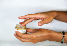 El aceite de CBD contra patologías dermatológicas El aceite de CBD contra patologías dermatológicas