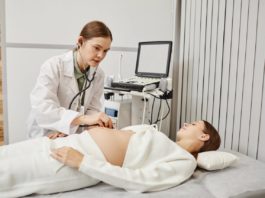 Ultrasound for Pregnant Woman in Clinic