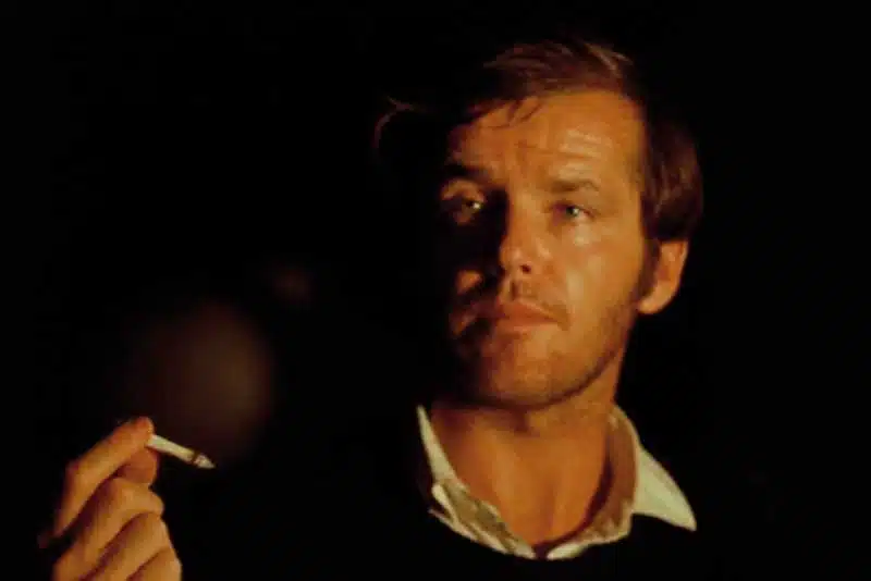 Jack Nicholson da unas caladas en “Easy Rider”