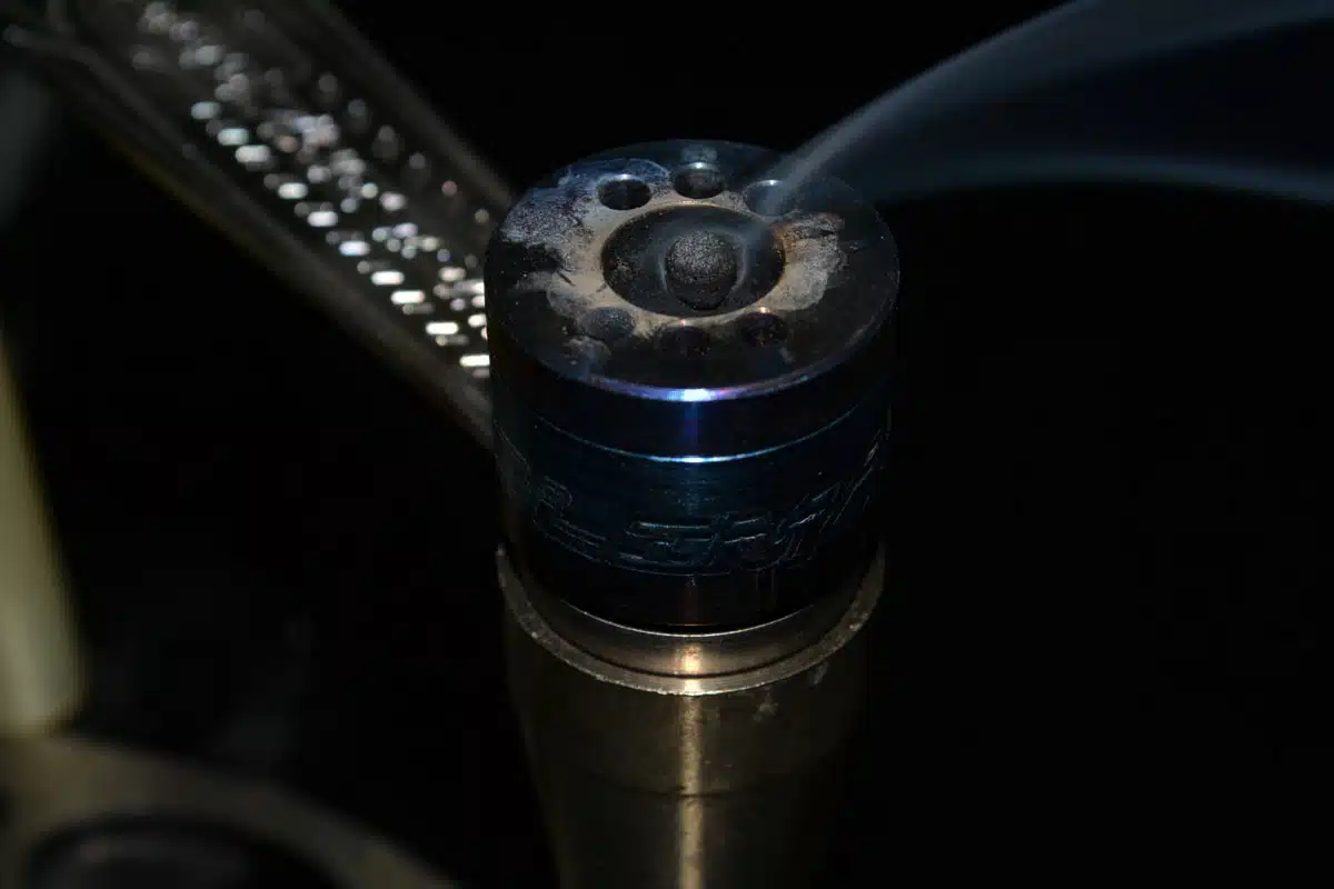 Vaporizando resina con sistema de calentamiento por conducci&oacute;n