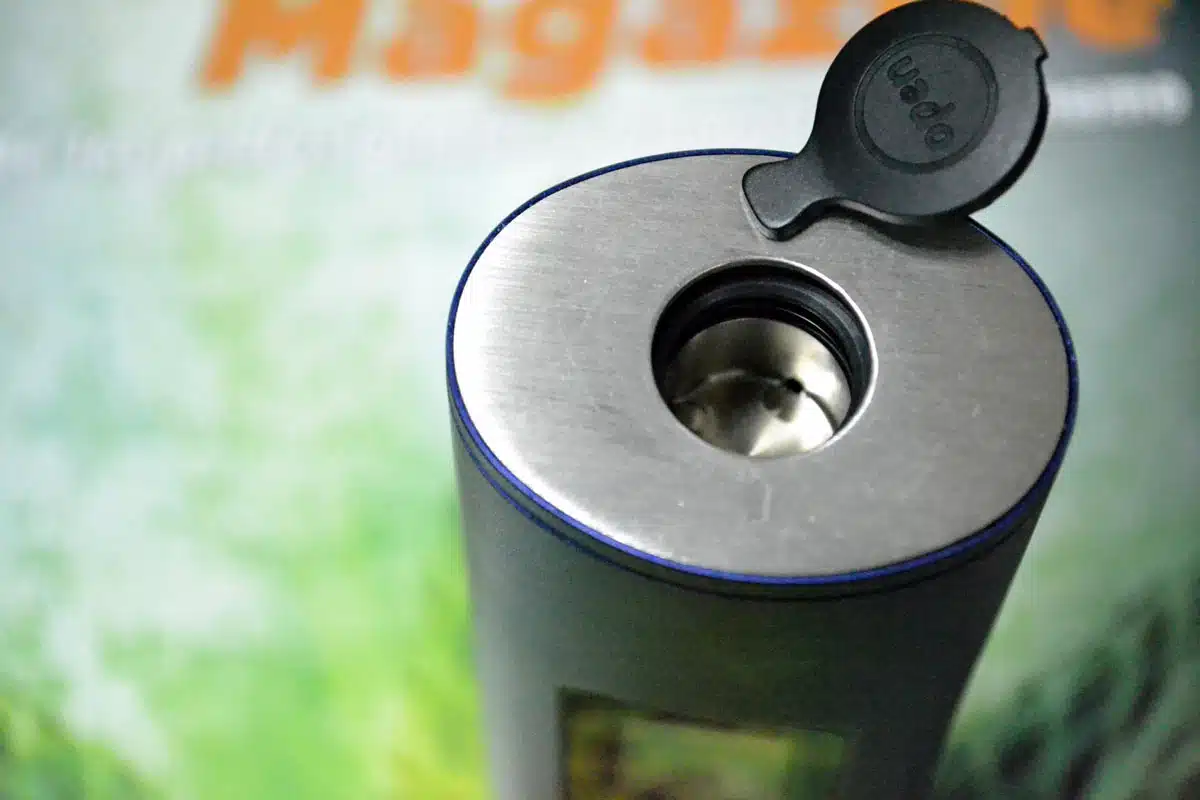 Cazoleta vaporizador con sistema de calentamiento por conducci&oacute;n