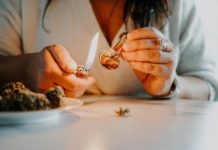 JAMA describe por que muchos mayores prueban comestibles de cannabis JAMA describe por que muchos mayores prueban comestibles de cannabis