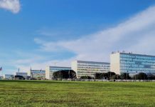 Buenos Aires crea un consejo asesor sobre cannabis terapéutico A Esplanada dos Ministrios, localizada no Eixo Monumental de Braslia, rene 17 prdios projetados por Oscar Niemeyer e organizados de forma simtrica. Eles abrigam a maioria das 37 pastas do governo federal, como os Ministrios da Sade, Educação, Fazenda e Defesa. O espaço tambm palco de manifestações cvicas e eventos nacionais.