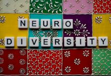 Un estudio vincula psicodélicos y ketamina con señales neuroinmunes comunes Campo de cáñamo con un edificio institucional al fondo