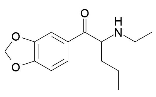 Efilona: efectos, riesgos y adulteración de MDMA Fórmula estructural de la efilona, con anillo aromático, grupo cetona y amina secundaria